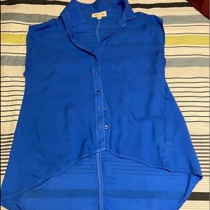 blue blouse